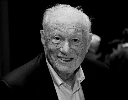 Правозащитник Роберт Бернштейн умер в возрасте 96 лет