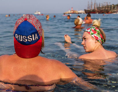 Отпуск за границей проведут лишь 5% россиян – соцопрос