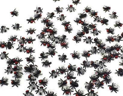 Более 20 млн живых насекомых-нелегалов из Британии задержали во "Внуково"