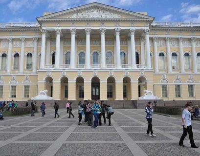 Русский музей оштрафован за протечку потолков в Михайловском дворце
