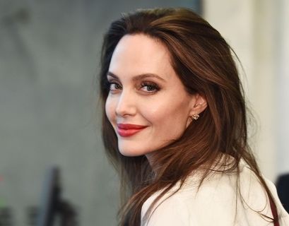 Анджелина Джоли отмечает 45-летие
