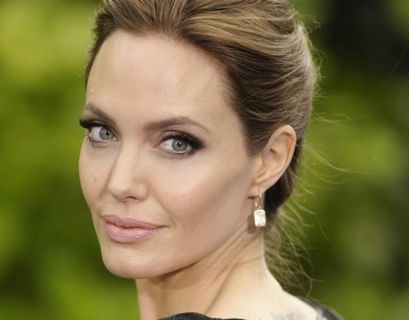 Анджелина Джоли задумалась о переезде в Великобританию?