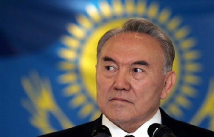 Назарбаев поручил выполнить ряд антикризисных мер