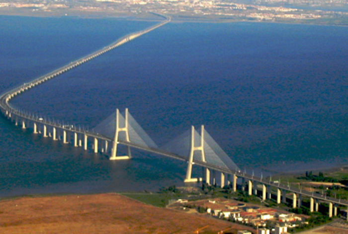 В Турции завершилось строительство третьего моста через Босфор - СМИ