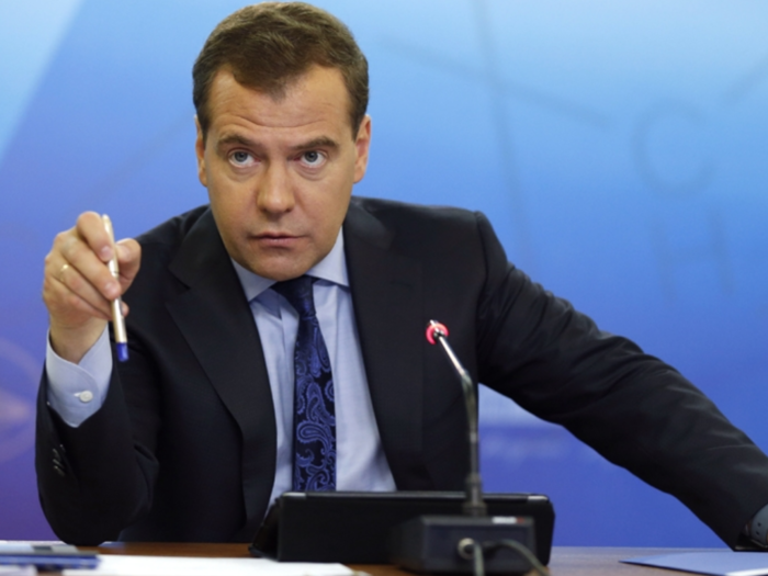 Медведев: налоговая нагрузка на бизнес расти не будет 