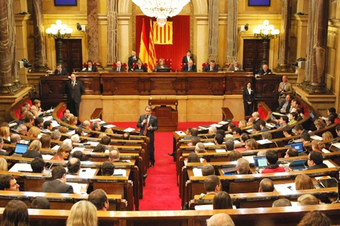 Новоизбранный парламент Каталонии проведет первое заседание