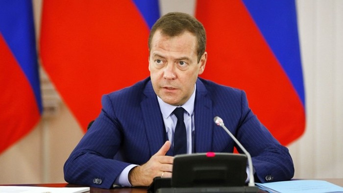 Медведев изменил ПДД для участников ЧМ-2018