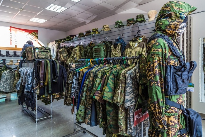 "Военторг" придумает альтернативу для Snickers в российской армии