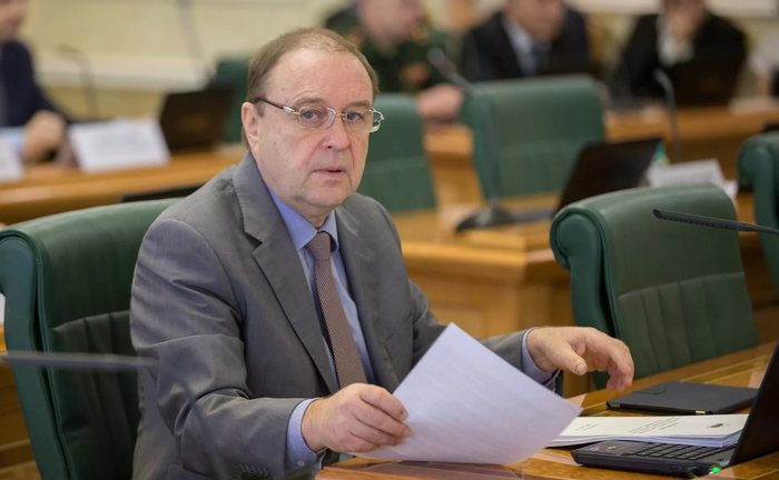 Сенатор Богданов преждевременно покинет свой пост