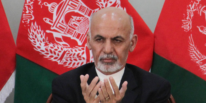 Президент Афганистана сформировал команду для переговоров о мире с Талибаном