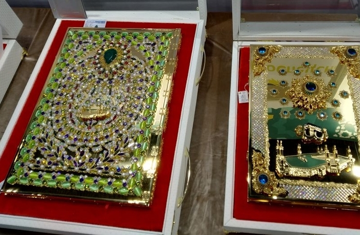 На KazanSummit продают Коран за 4,5 млн рублей