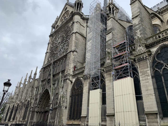 Пожар в соборе Парижской Богоматери отравил землю свинцом
