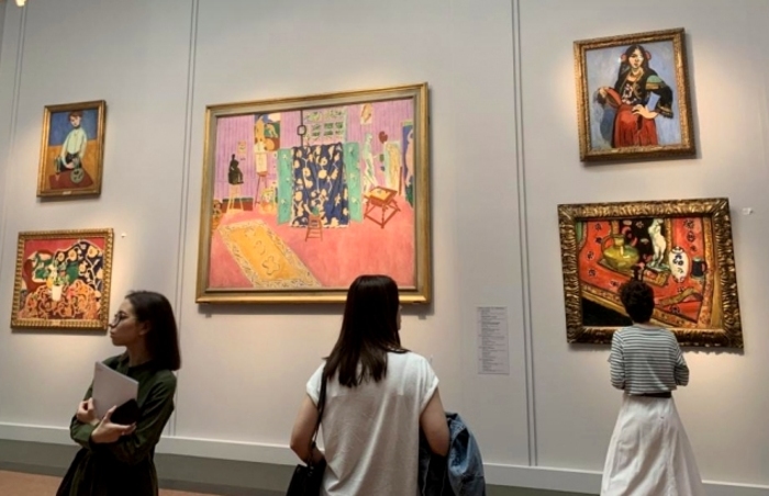 Коллекции Щукина и Louis Vuitton в музее Пушкина посещают иностранцы