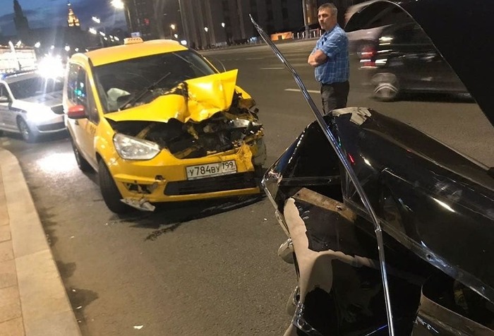 В Москве увеличилось число аварий с участием такси