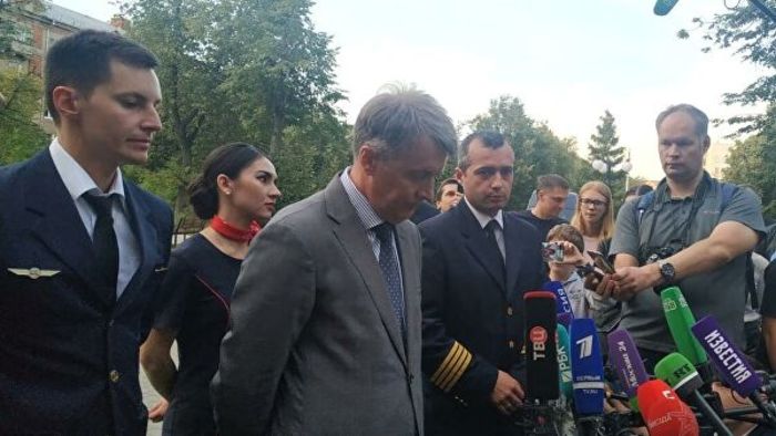 Российских летчиков-героев пригласили посетить Байконур