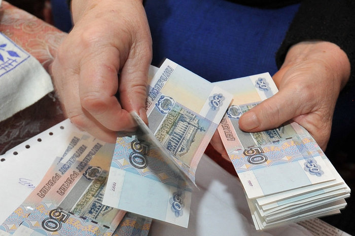 Минимальные пенсии повысят в Москве