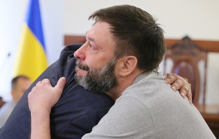 Вышинского освободили после 400 дней под стражей