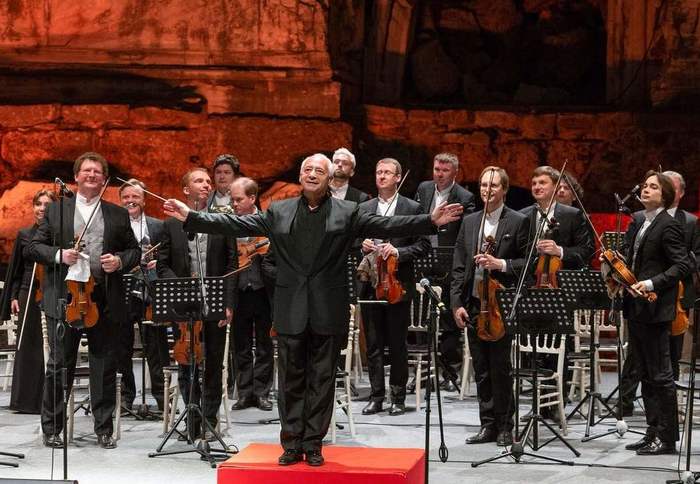 На сцене "Зарядья" состоится большой концерт оркестра "Виртуозы Москвы"