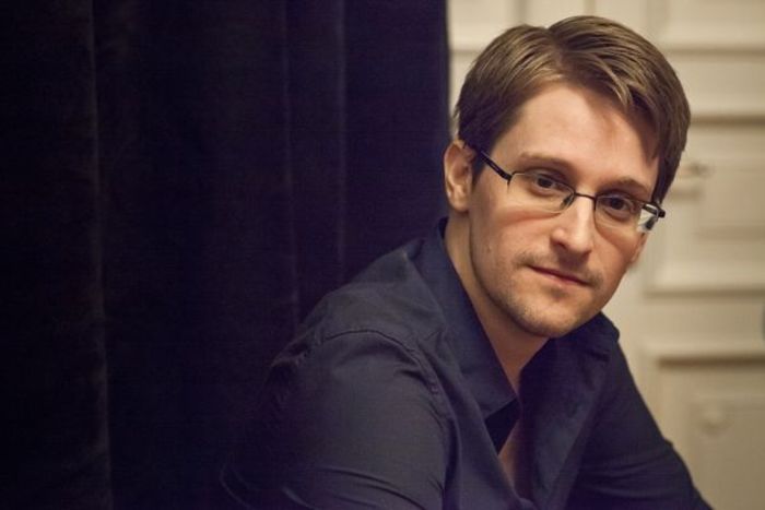 В продажу поступила книга Сноудена "Личное дело"