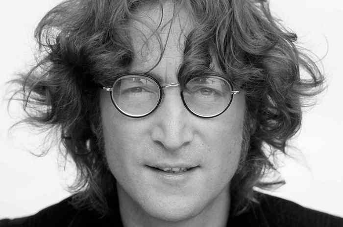 В день рождения Джона Леннона откроется дополнительная выставка в рамках "The Beatles и не только"