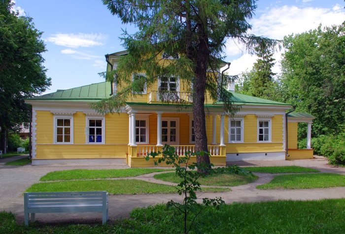 Дерево, посаженное Пушкиным, признано памятником природы