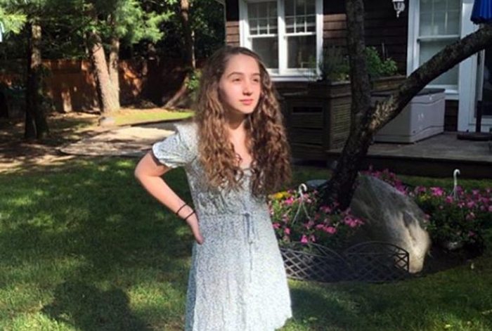 В США умерла 13-летняя актриса из фильма Вуди Аллена "Светская жизнь"