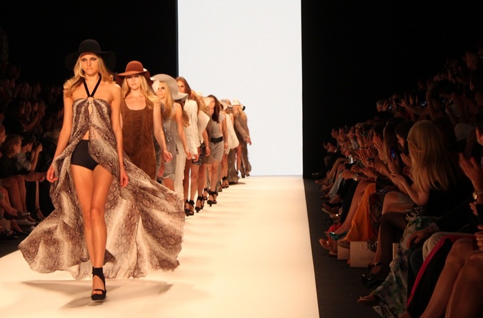В аэроэкспрессе в Шереметьево состоится показ мод Modest Fashion Week