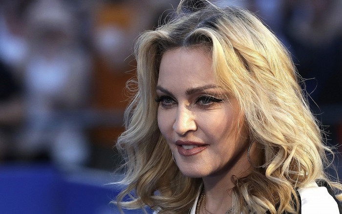 Еще один концерт Мадонны отменен из-за "неописуемой боли"