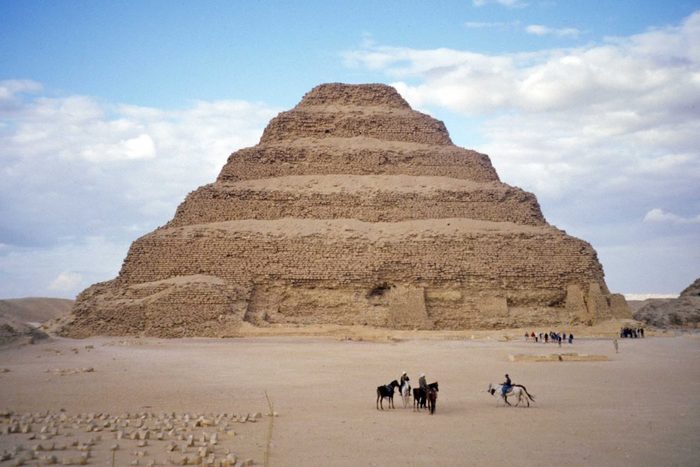 Знаменитая пирамида Джосера в Египте вновь открывается для туристов