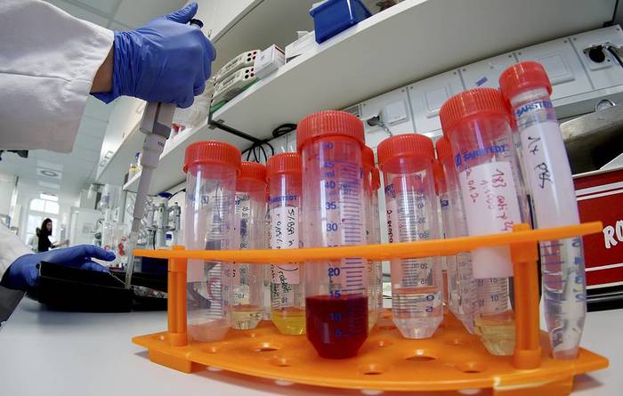Китайские ученые нашли лекарство от нового коронавируса - СМИ