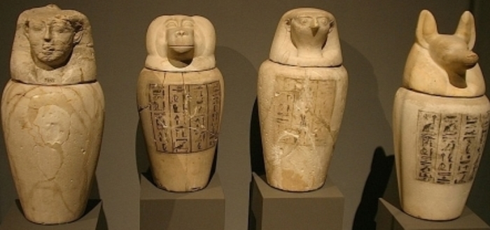 В Египте обнаружили саркофаги жрецов периода Среднего царства 
