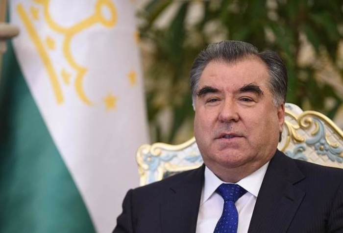 Президент Таджикистана приедет на День Победы в Москву