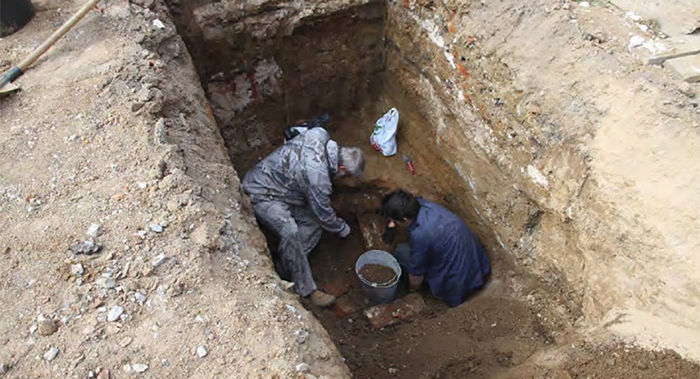 В долине Сены раскопали таинственный некрополь