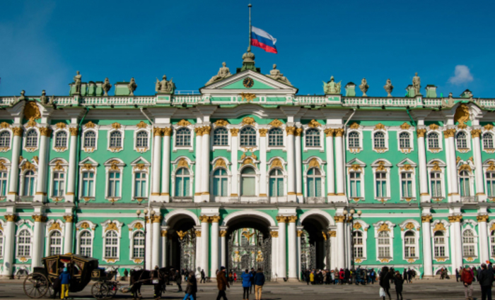 Эрмитаж стал самым посещаемым музеем России в 2019 году 