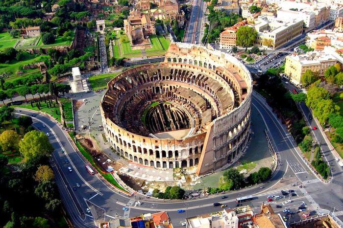 Туристы вернутся в Колизей в Риме уже 1 июня