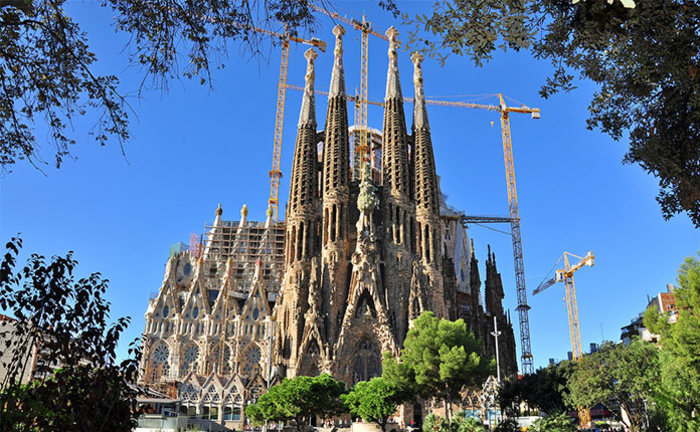 Саграда Фамилия в Барселоне не будет достроена к 2026 году
