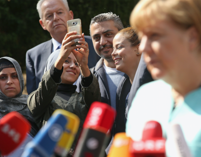 Меркель признала, что ее политика "открытых дверей" для мигрантов ошибочна