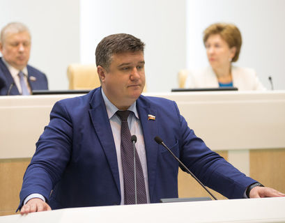Досрочно прекращены полномочия сенатора от Псковской области Александра Борисова 