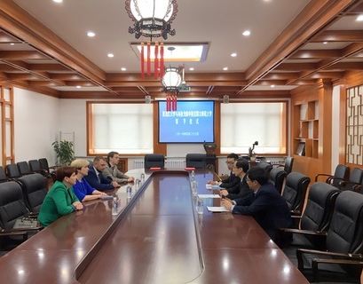 Хэйлунцзянский университет примет форум русистов России и Китая в 2018 году 