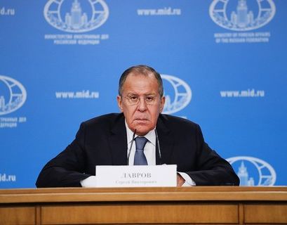 Лавров: никто не сможет влиять на внешнюю политику России и других стран БРИКС 