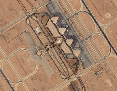Крыша международного аэропорта Эр-Рияда не выдержала ливня (ВИДЕО)