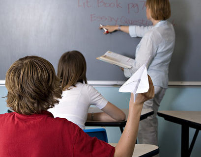 Половина российских учителей признаны некомпетентными в своих дисциплинах