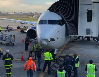 Дрон врезался в самолет с пассажирами в Мексике