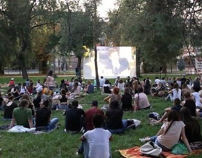  Кинотеатры будут колесить по Узбекистану