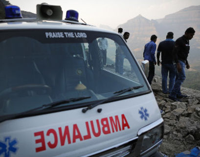 Автобус с людьми упал в ущелье на севере Индии