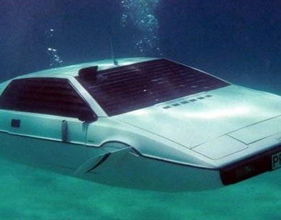 Джеймс Бонд вдохновил Илона Маска на создание подводного автомобиля