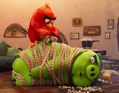 Лидером российского проката стал мультфильм "Angry Birds 2 в кино"