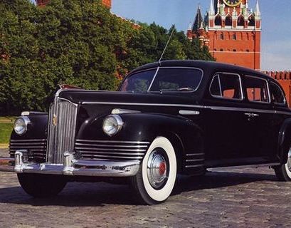 Парад ретроавтомобилей пройдет у Музея Победы в Москве