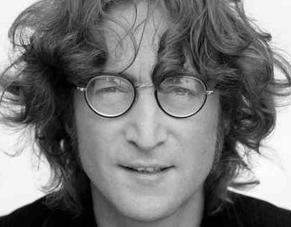 В день рождения Джона Леннона откроется дополнительная выставка в рамках "The Beatles и не только"