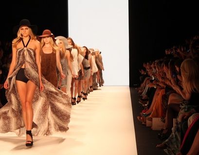 В аэроэкспрессе в Шереметьево состоится показ мод Modest Fashion Week